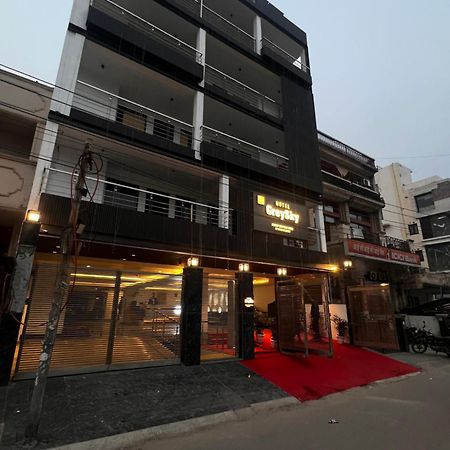 Hotel Grey Sky 新德里 外观 照片